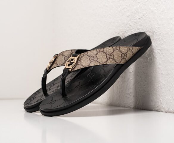 Сланцы Gucci lthr beige Сланцы Gucci lthr beige