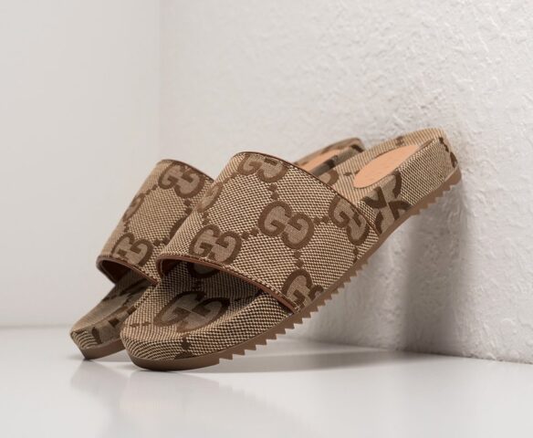 Сланцы Gucci m бежевые Сланцы Gucci m бежевые